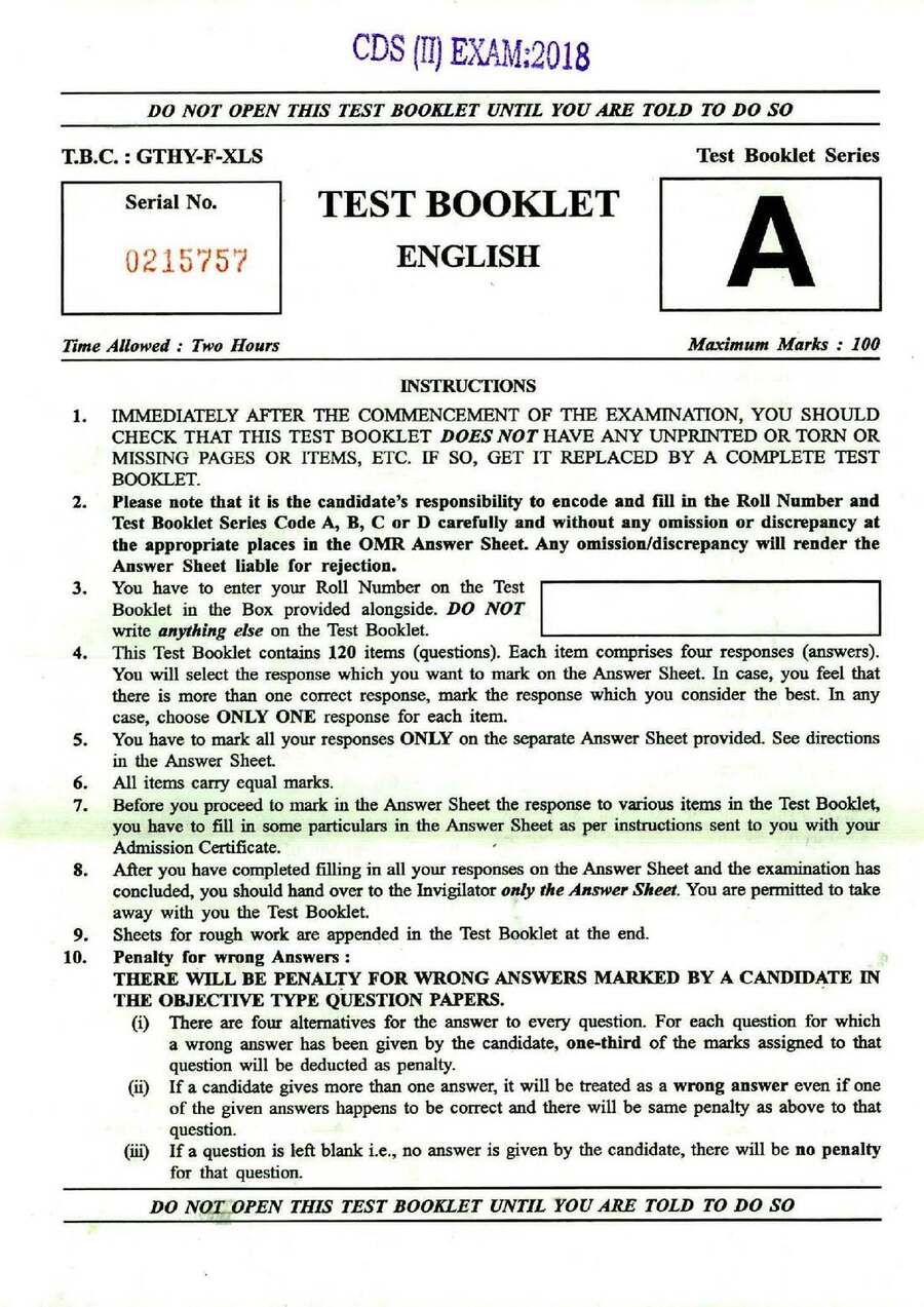 Combined Defence Services Examination (II) 2018 English question paper page 1 scan showing instructions and exam header. Download UPSC CDS II 2018 English paper PDF.
