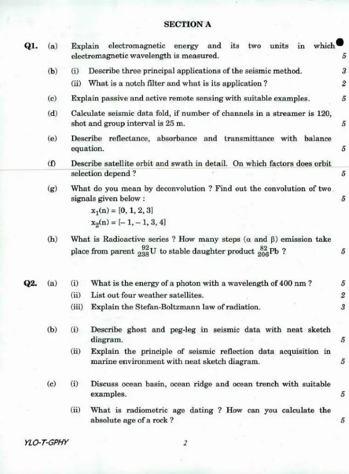 Geo-Physics Paper III UPSC 2018 Combined Geo-Scientist and Geologist Examination question paper page 1 instructions scan PDF download