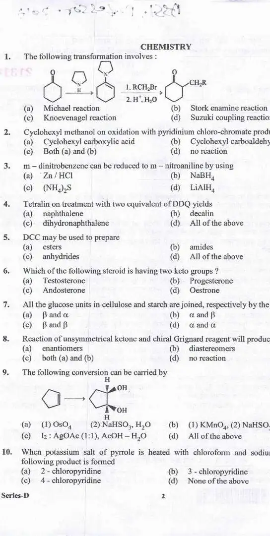 Page 1 of Uttarakhand UKPSC Chemistry 2017 question paper with bilingual Hindi-English instructions